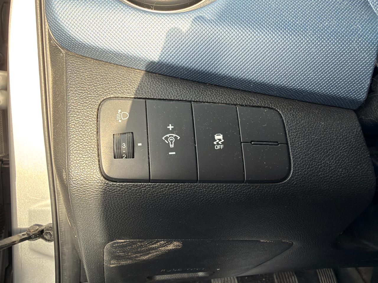 HYUNDAI I10 ANNO 2015 1.0 BENZINA *LEGGI