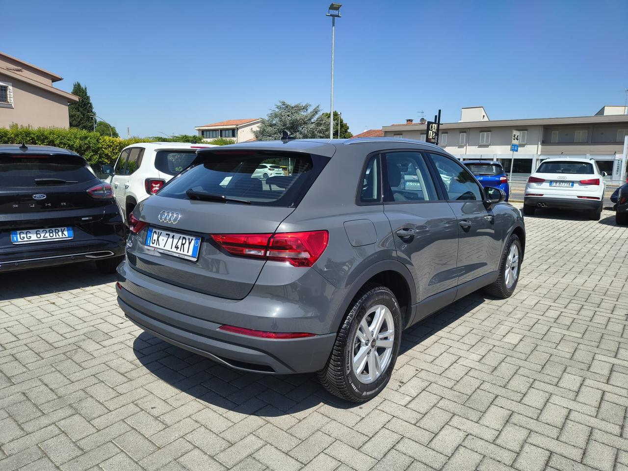 Audi Q3 2.0 TDI/DIESEL *AUTO*S tronic PREZZO REALE