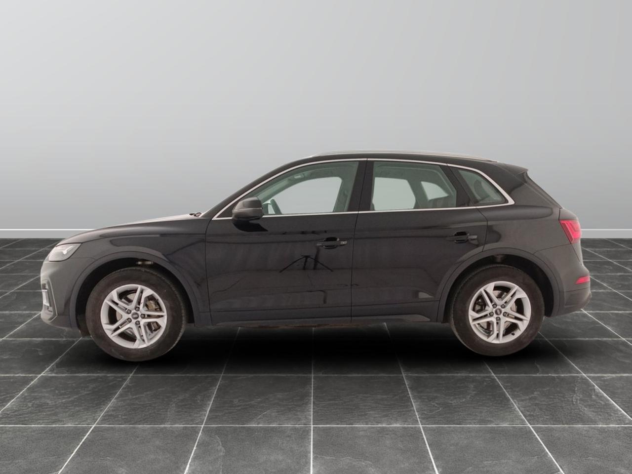 Audi Q5 35 2.0 tdi mhev 12v business s tronic