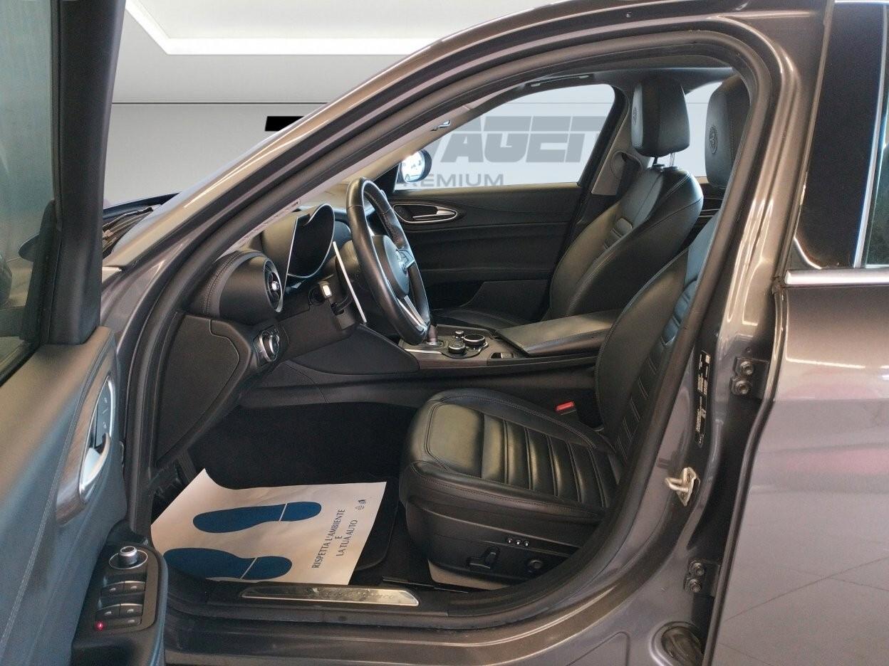 Alfa Romeo Giulia 2.2 t Executive 190cv auto my19