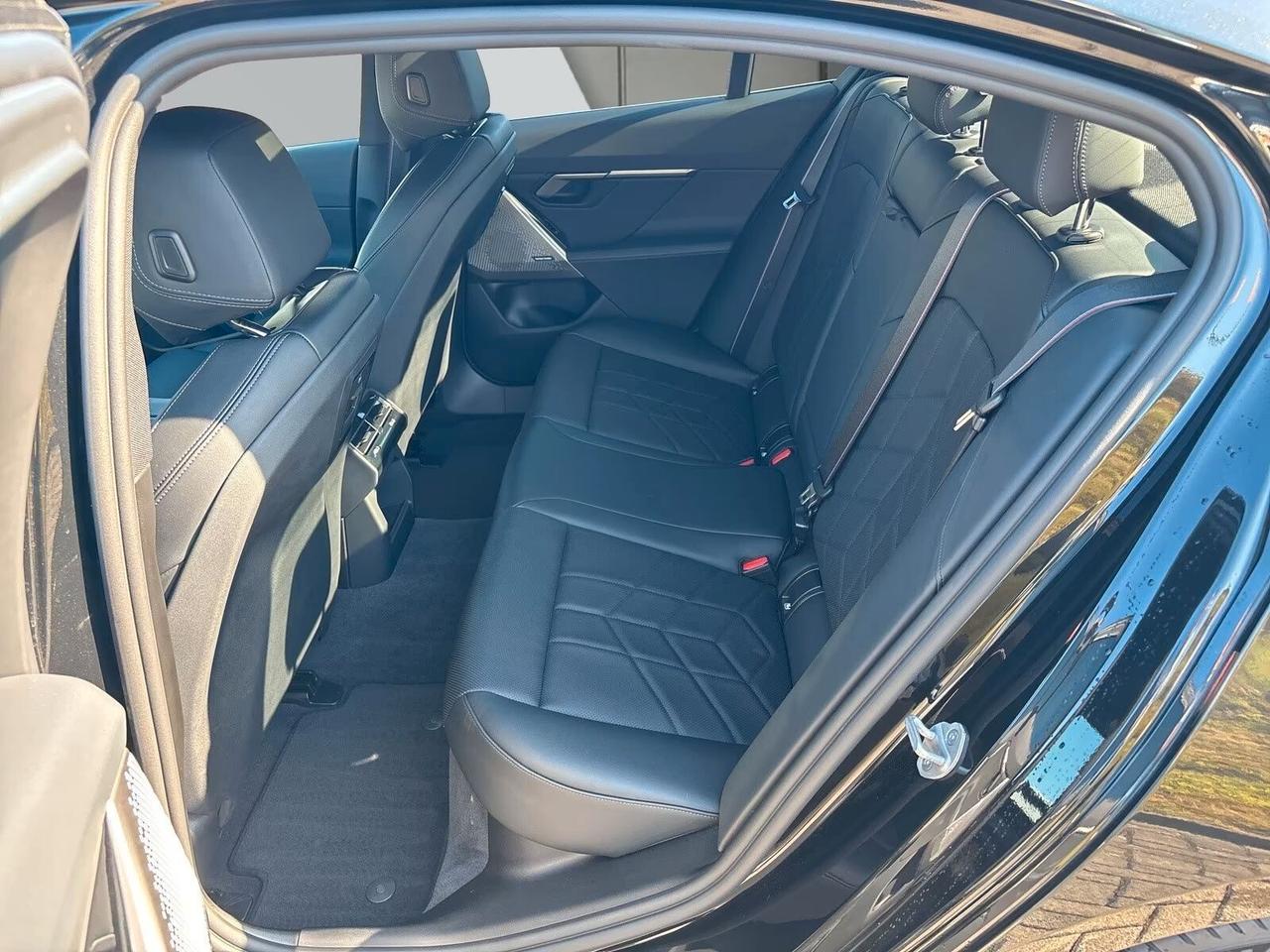 Bmw 530 530E XDRIVE M-SPORT PRO/ 360°/ HARMAN & KARDON/ TETTO/ PELLE/