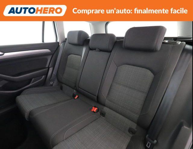 VOLKSWAGEN Passat Variant 2.0 TDI SCR EVO DSG Business