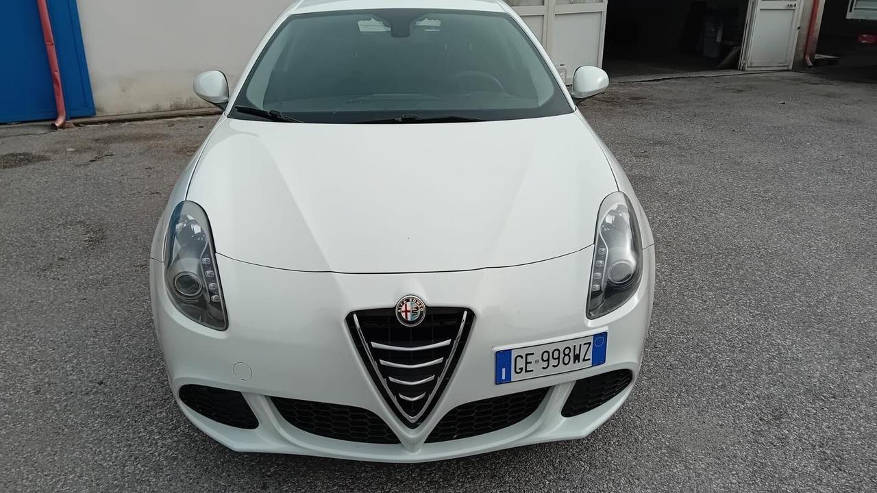 Alfa Romeo Giulietta Alfa Romeo giulietta 1.6 mjt-