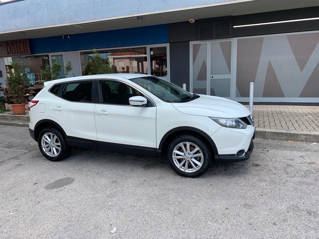 Nissan Qashqai 1.5 dCi Acenta