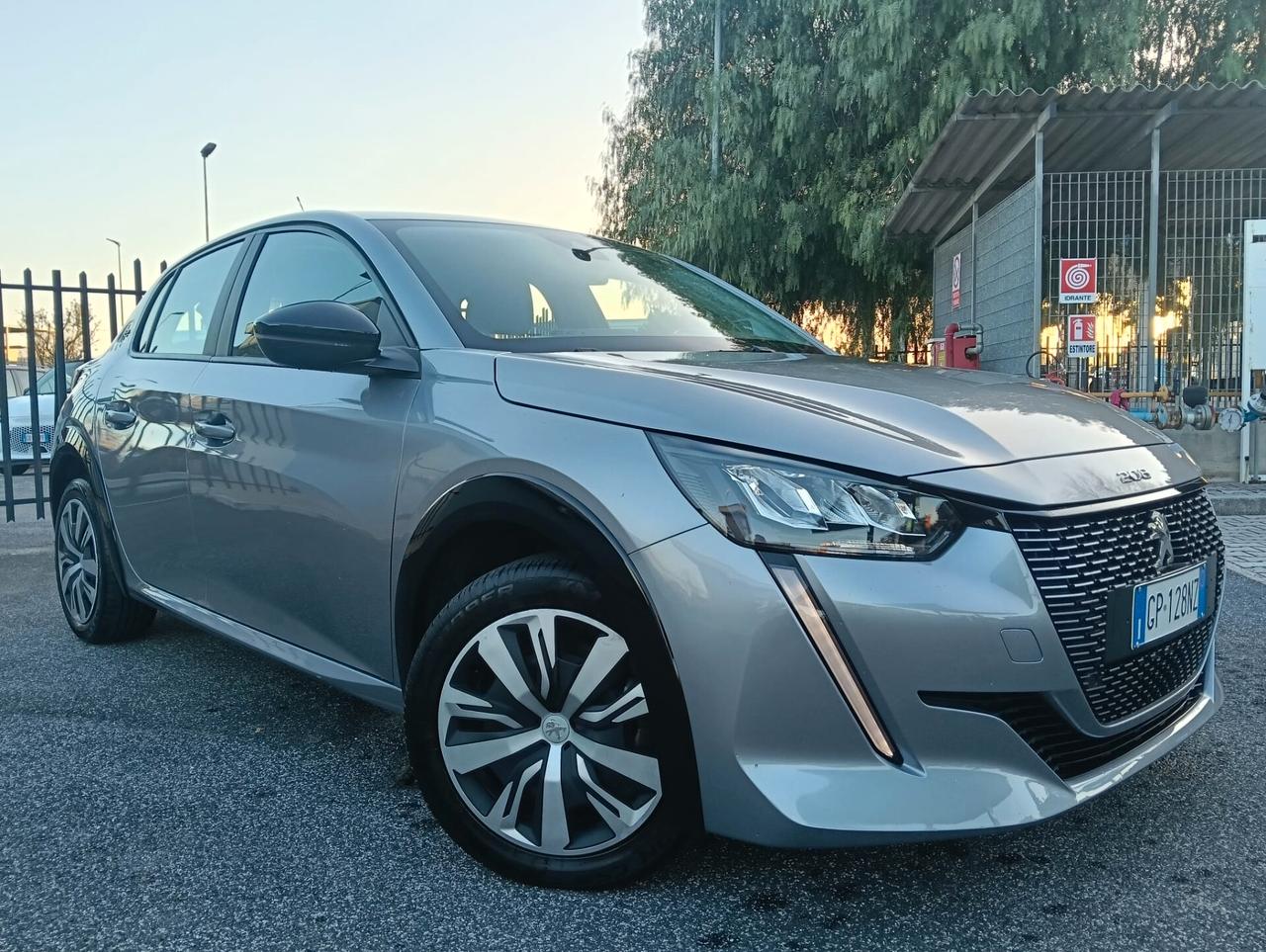 Peugeot 208 motore elettrico 100kWActive PREZZO REALE