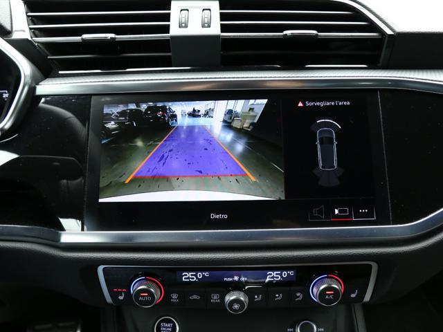 AUDI Q3 35 TDI S tronic Identity Black