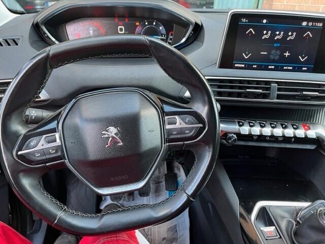 Peugeot 3008 BlueHDi 130 S&S Business