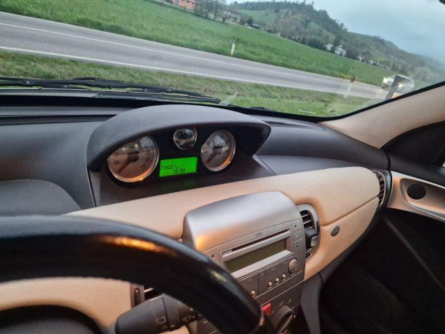 LANCIA Ypsilon 1.3 MJT 75 CV Passion OK NEOPATENTATI