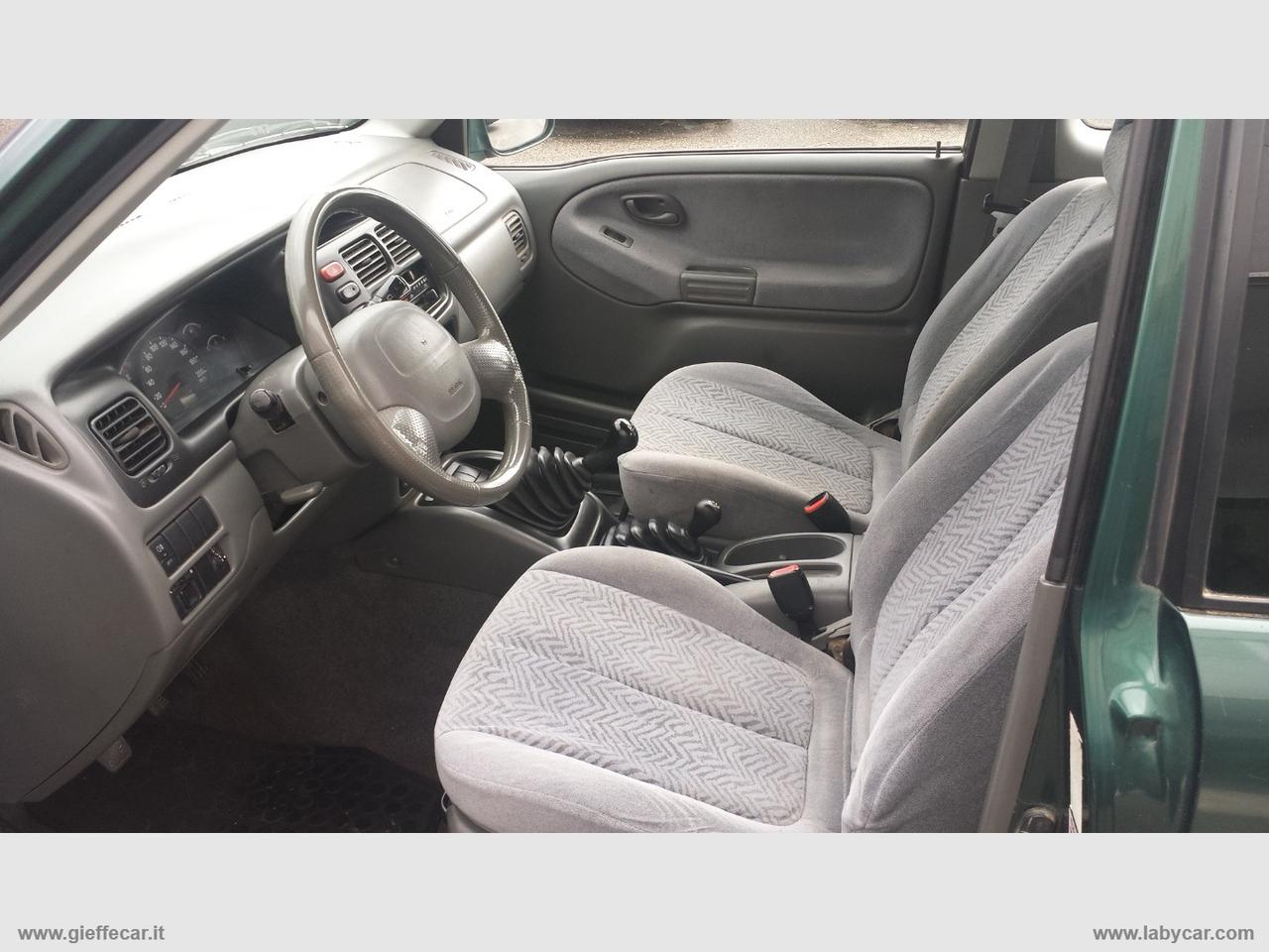 SUZUKI Grand Vitara 1.6i 16V 3p.