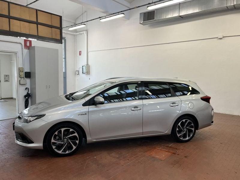 Toyota Auris Hybrid Lounge Touring Sports