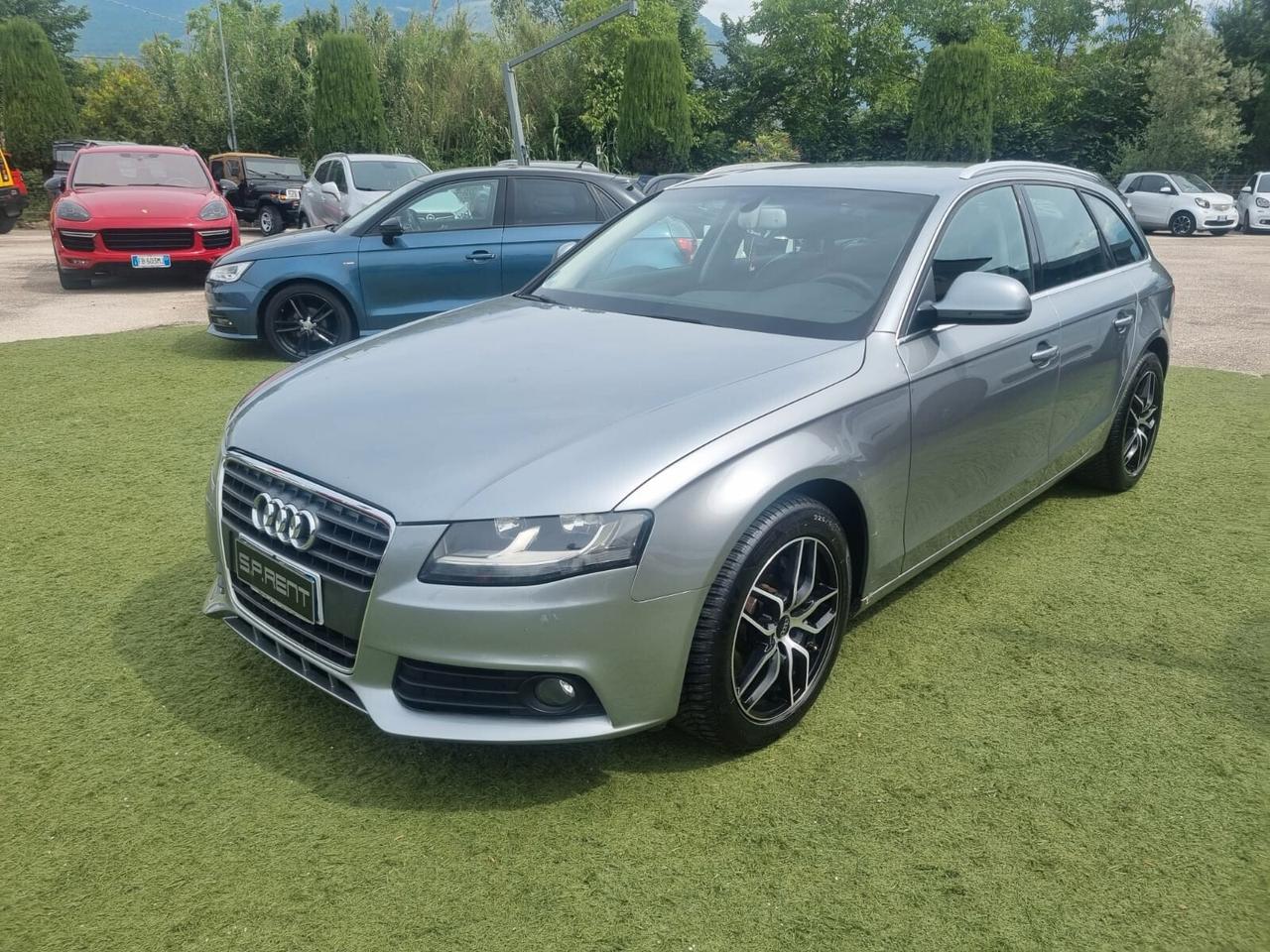 Audi A4 Avant 2.0 TDI 143CV /NAVI/CAMBIO AUTOMATICO/SENSORI