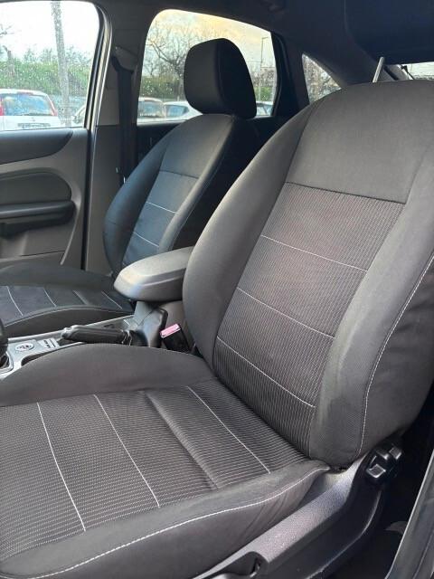 Ford Focus 1.6 115CV GPL - 2011