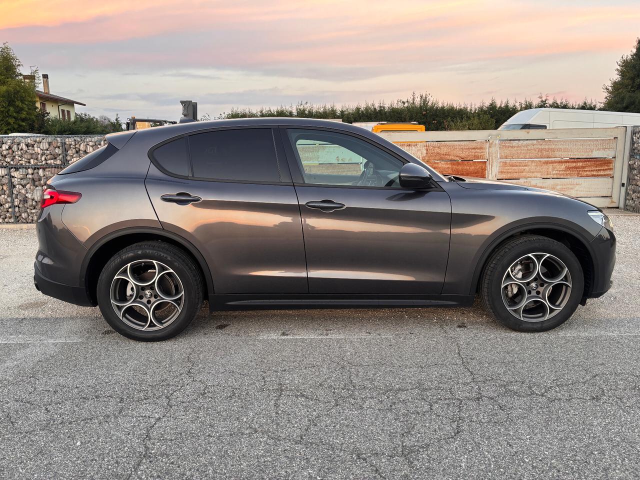 Alfa Romeo Stelvio 2.2 Turbodiesel 190 CV AT8 Q4 Executive