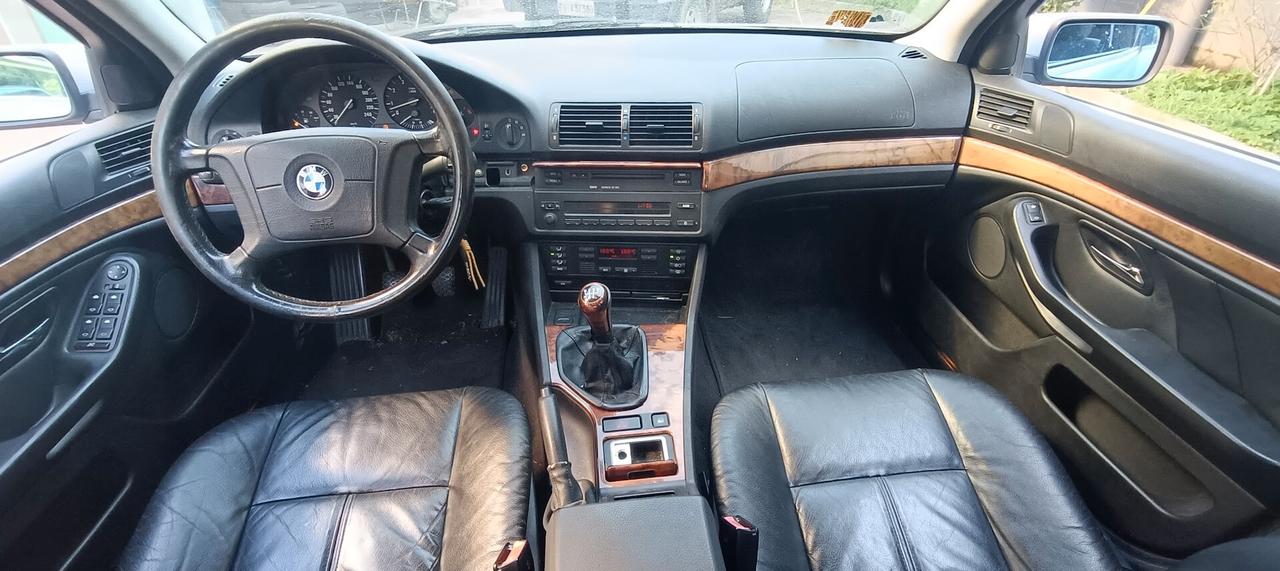 Bmw 520 520i 24V cat