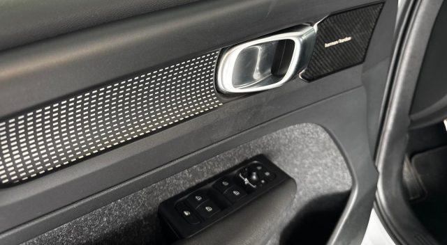 VOLVO XC40 2.0 D3 150 CV Geartronic R-design