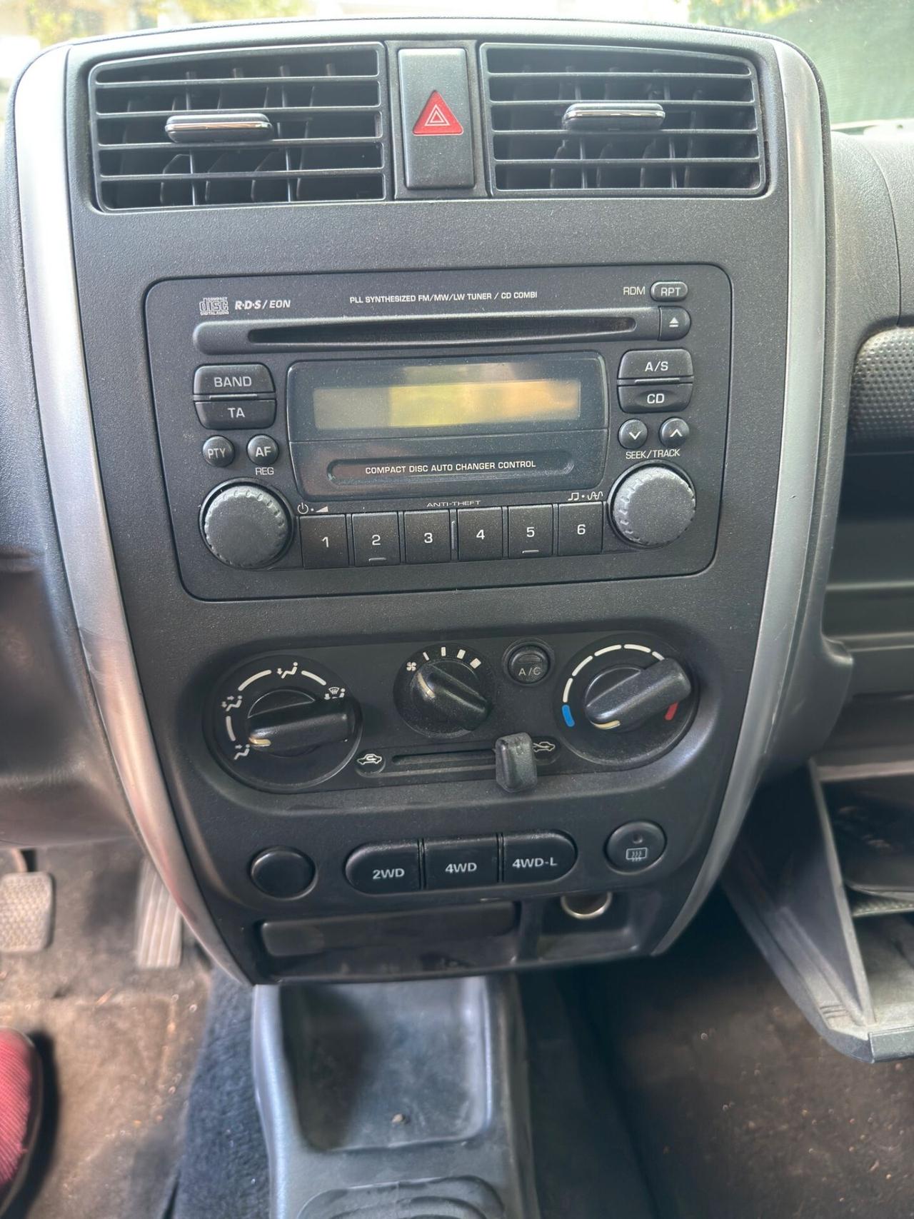 Suzuki Jimny 1.5 DDiS cat 4WD diesel Gancio di traino