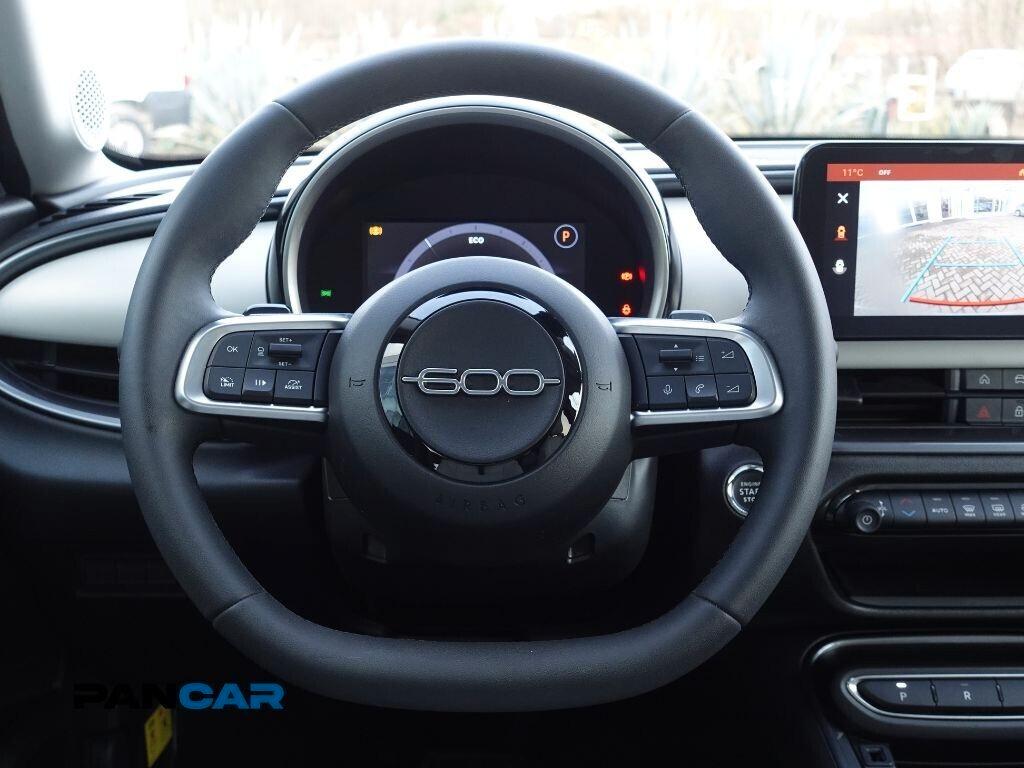 Fiat 600 Hybrid 100 CV DCT MHEV La Prima