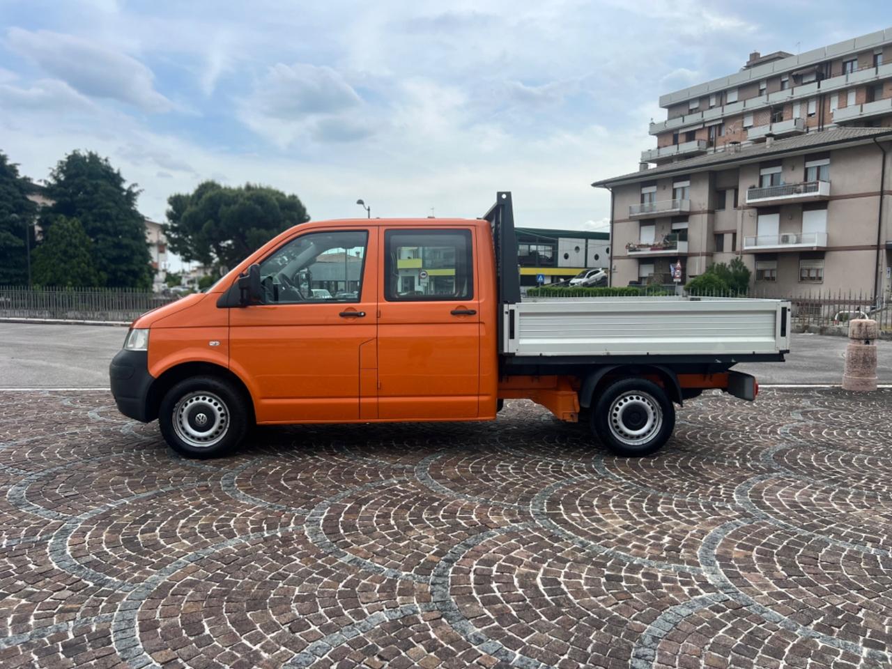 Volkswagen Transporter 2.0 TDI 140CV PL-DC Cabinato