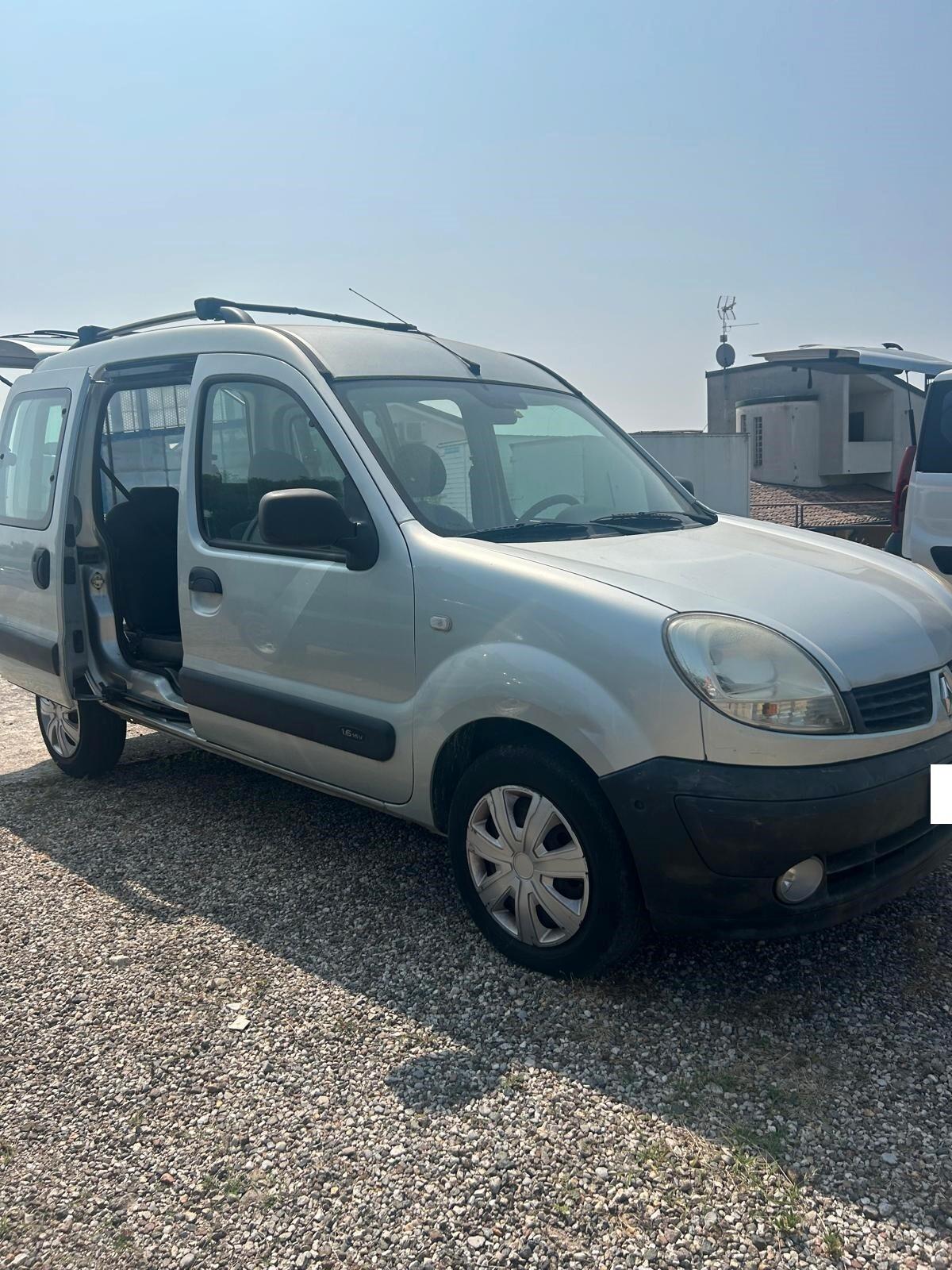 Renault Kangoo 1.6 105CV 5 porte Benzina/metano
