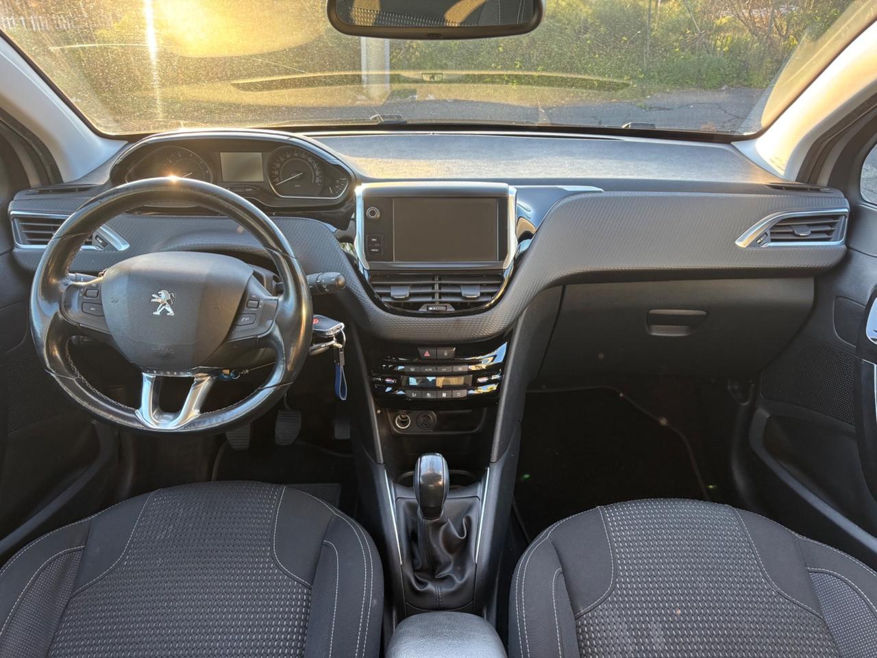 Peugeot 208 PureTech 82 5 porte Allure