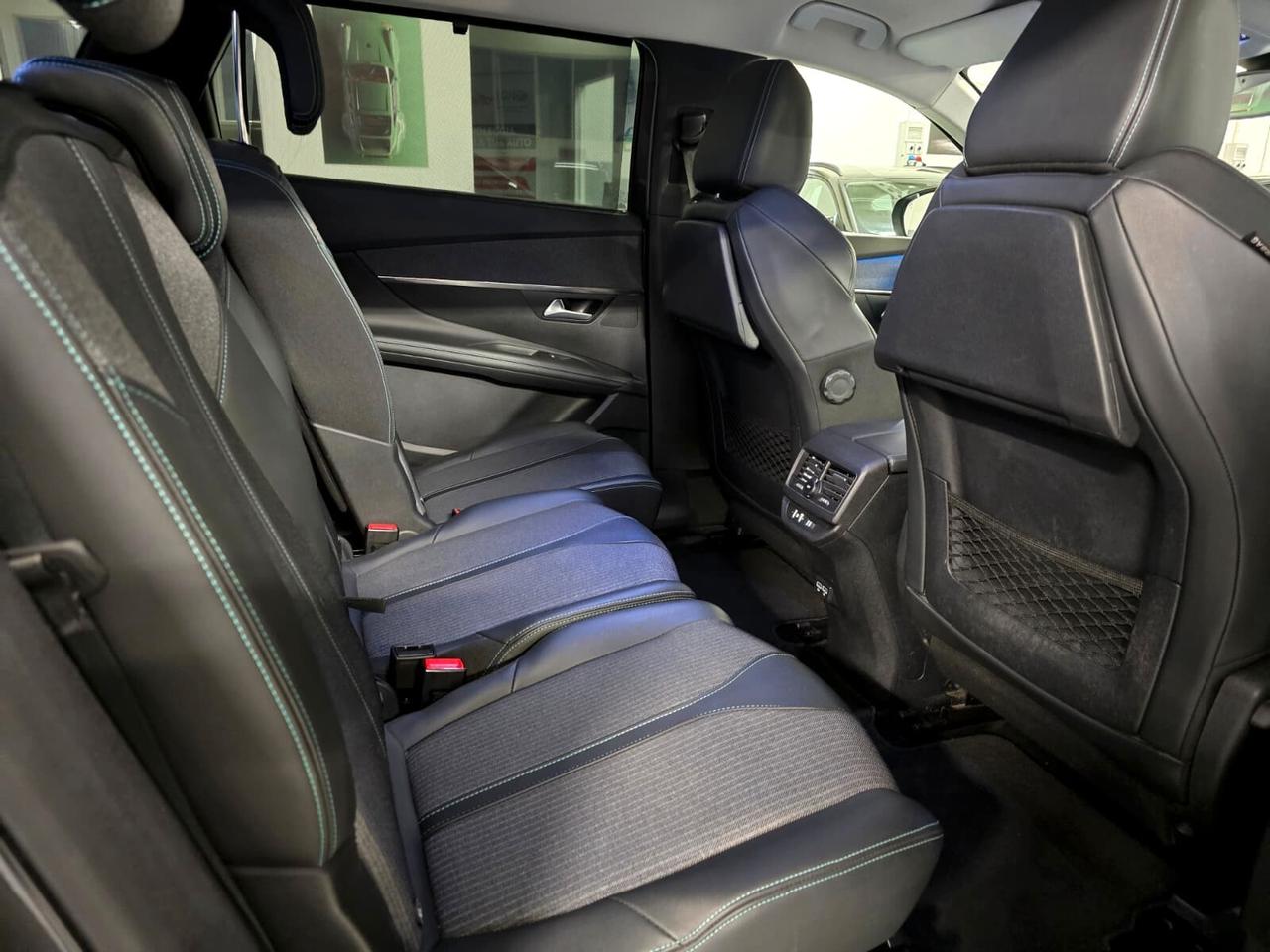 Peugeot 5008 BlueHDi 180 S&S EAT8 Allure Pack