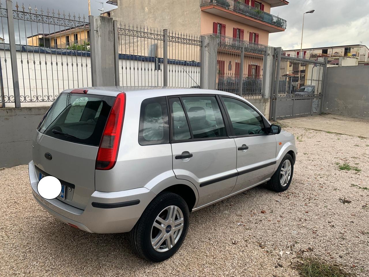 Ford Fusion 1.6 gpl 100 cv testata Ko non marciant