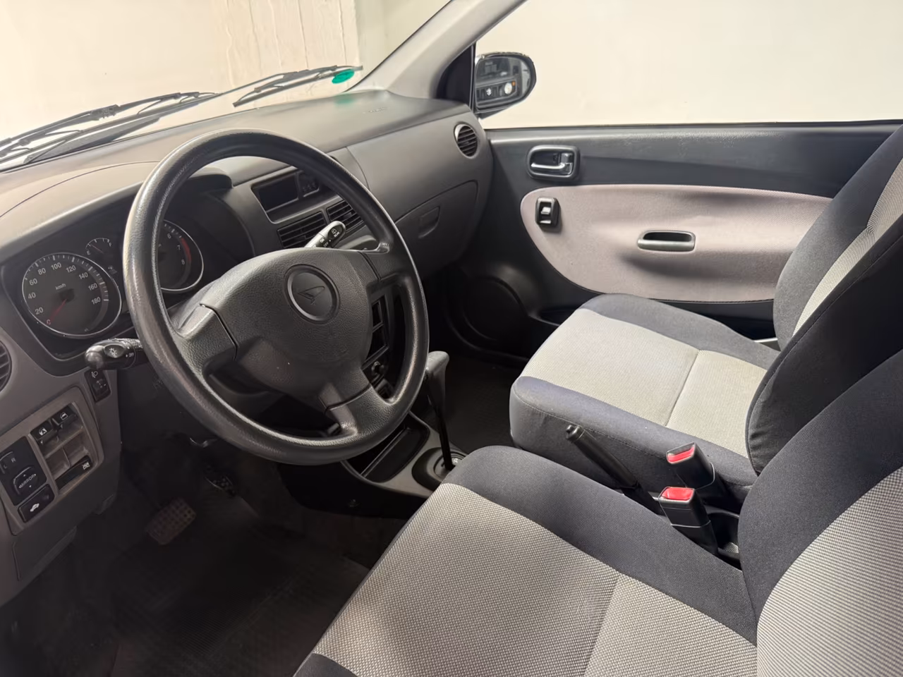 Daihatsu Cuore 1.0 12v 3 porte SX aut