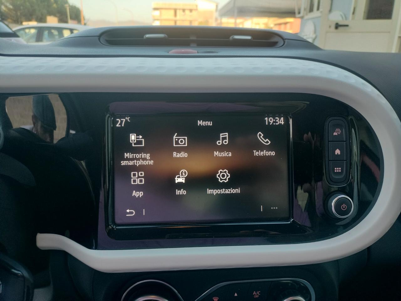 Renault Twingo SCe 65 CV Equilibre NAVIGATORE ANDROID PIU CAR PLAY SOLI KM 5680