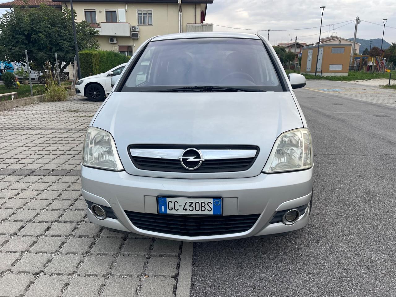 Opel Meriva 1.6 16V Cosmo GPL