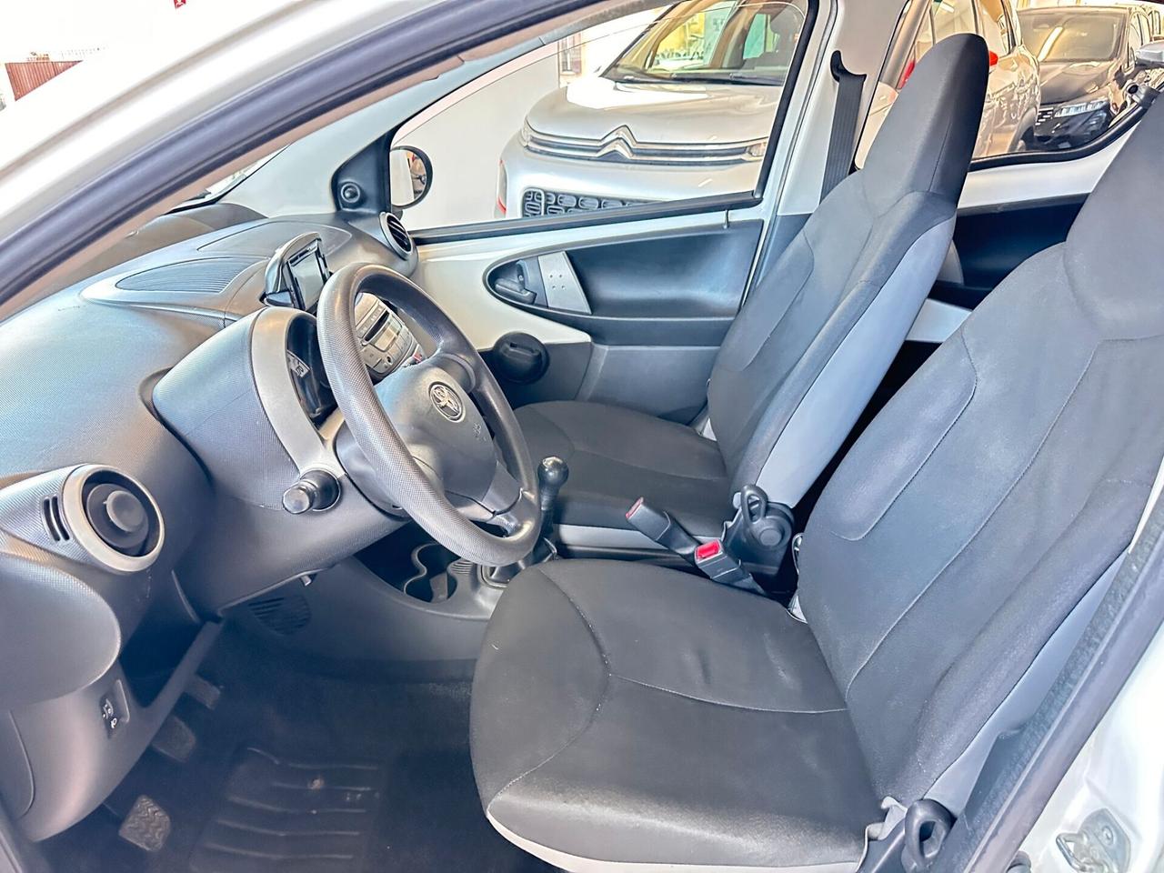 Toyota Aygo 1.0 12V VVT-i 5 porte Lounge Connect