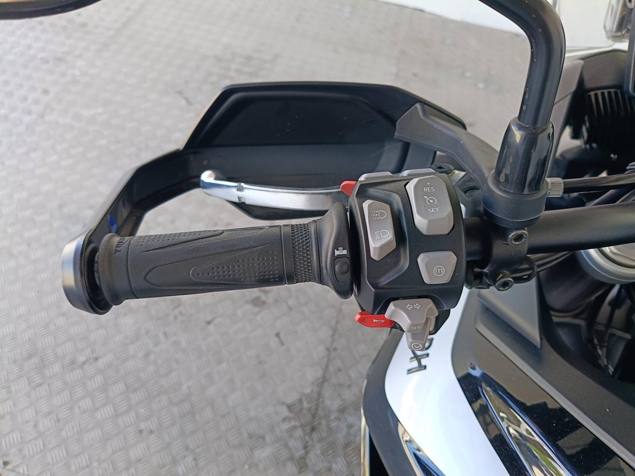 TRIUMPH Tiger - TRIUMPH TIGER 900 GT PRO