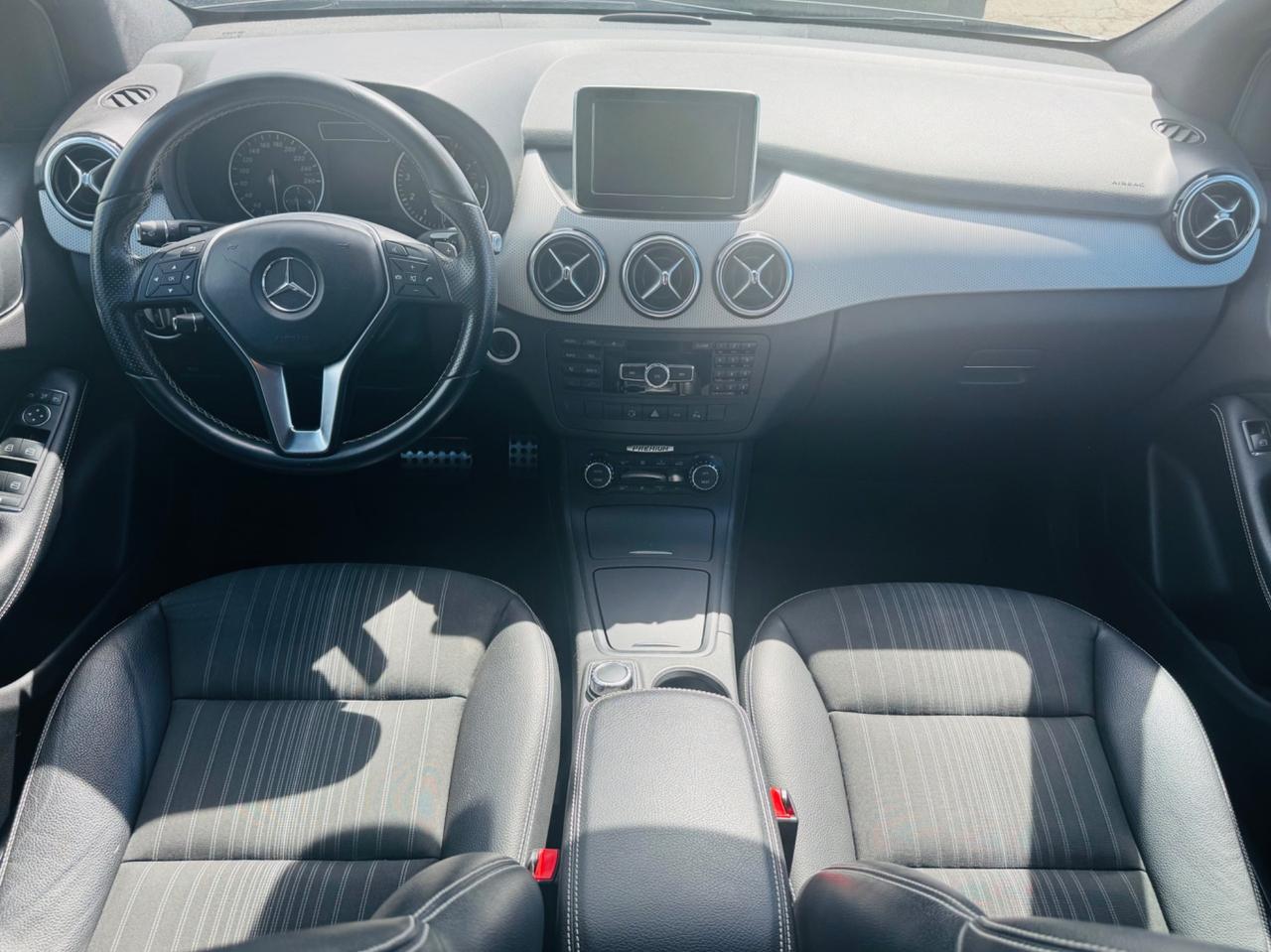 Mercedes-benz B 200 BlueEFFICIENCY Premium