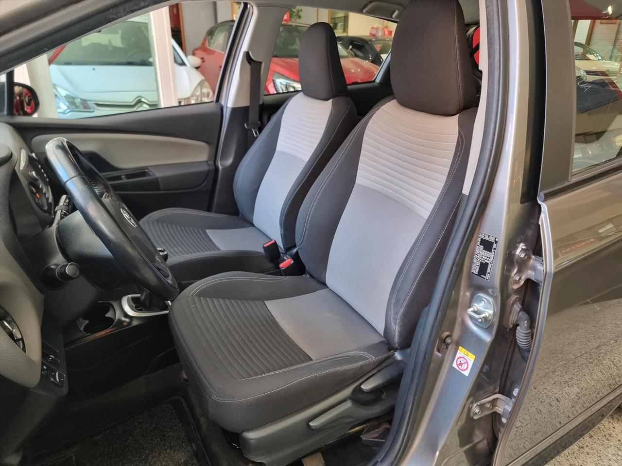 Toyota Yaris 1.0 72 CV 5 porte Cool