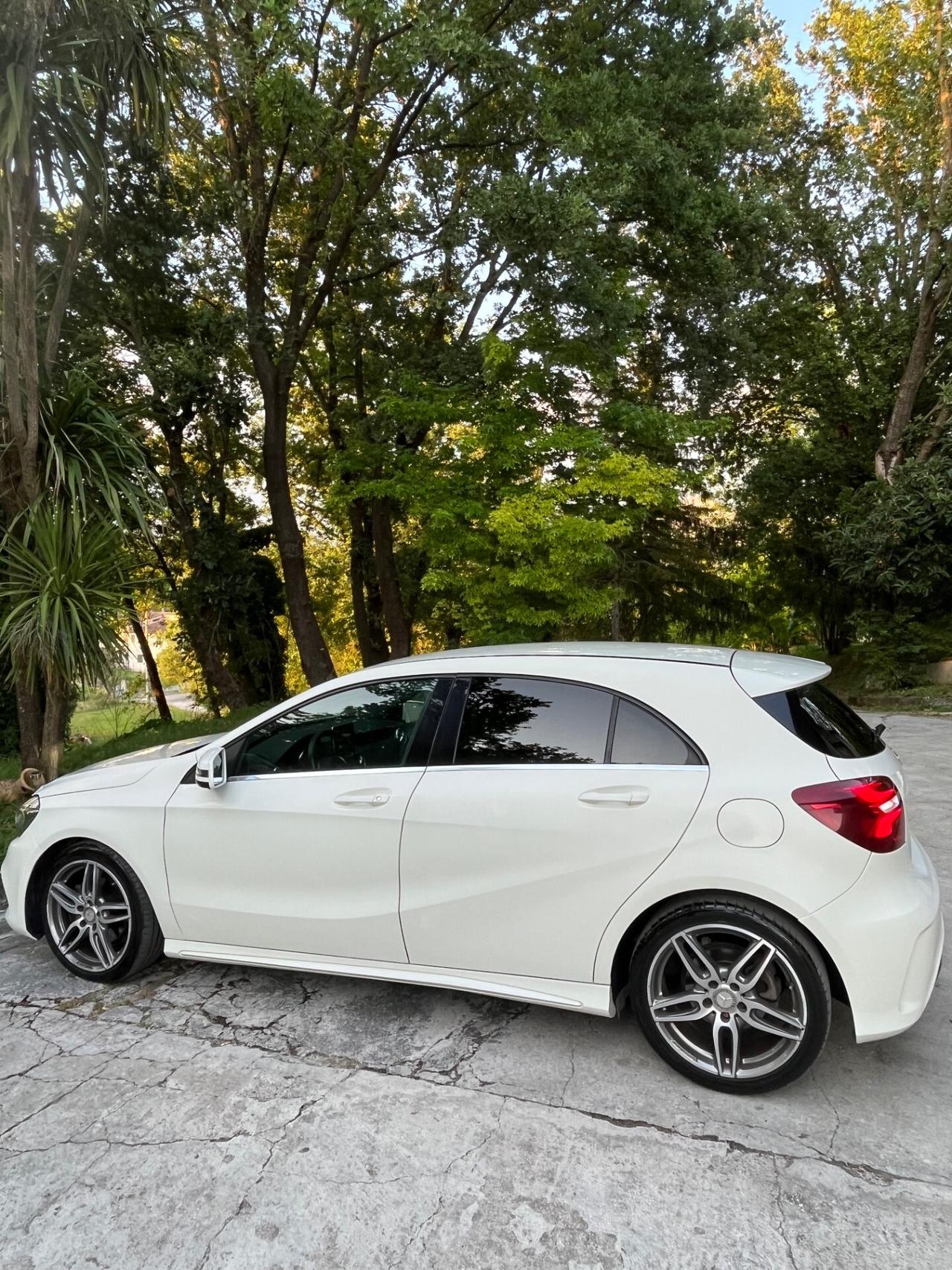 Mercedes-benz A 180 d Automatic Premium