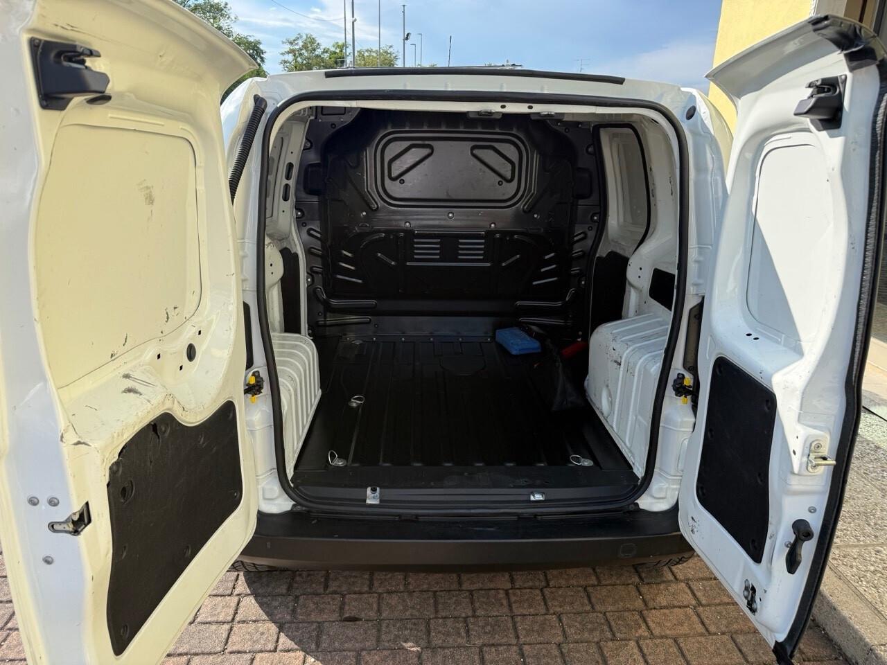Fiat Fiorino 1.3 MJT 95CV