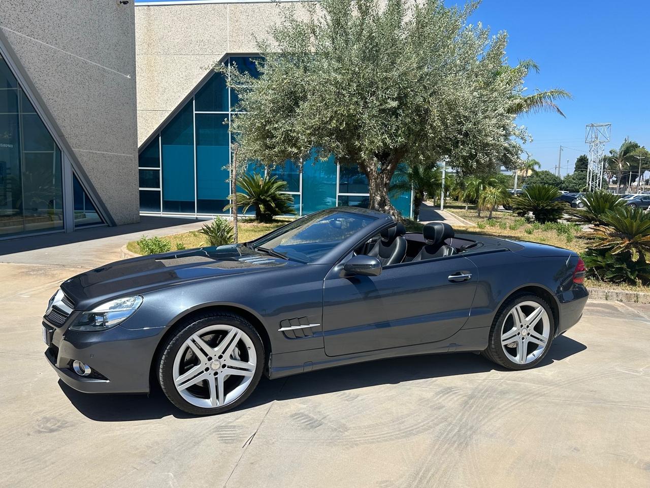 Mercedes-Benz SL 350 Grand Edition offerta T-Stock prezzo imperdibile