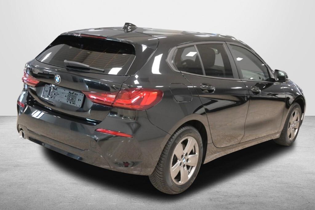 Bmw 116 116D 6M BUSINESS ADVANTAGE ( FARI LED - COCKPIT PDC NAVI MIRROR CRUISE )