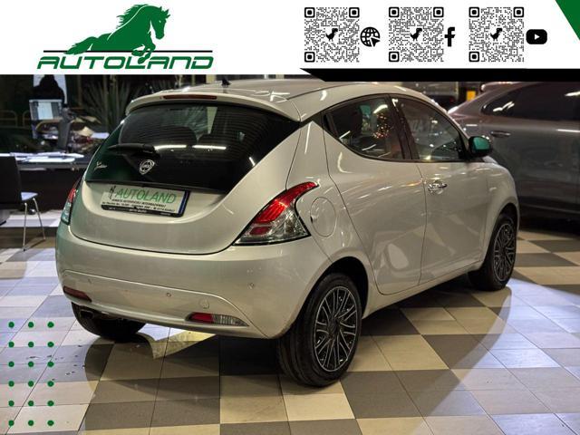 LANCIA Ypsilon 1.2 69 CV 5 porte Gold*neopatent*