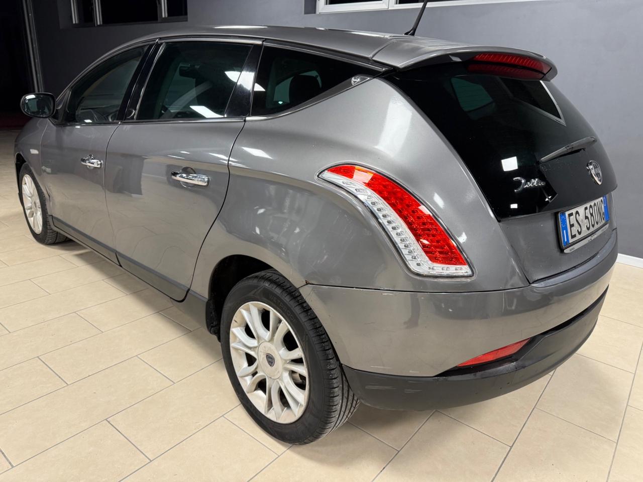 Lancia Delta 1.6 MJT DPF Gold