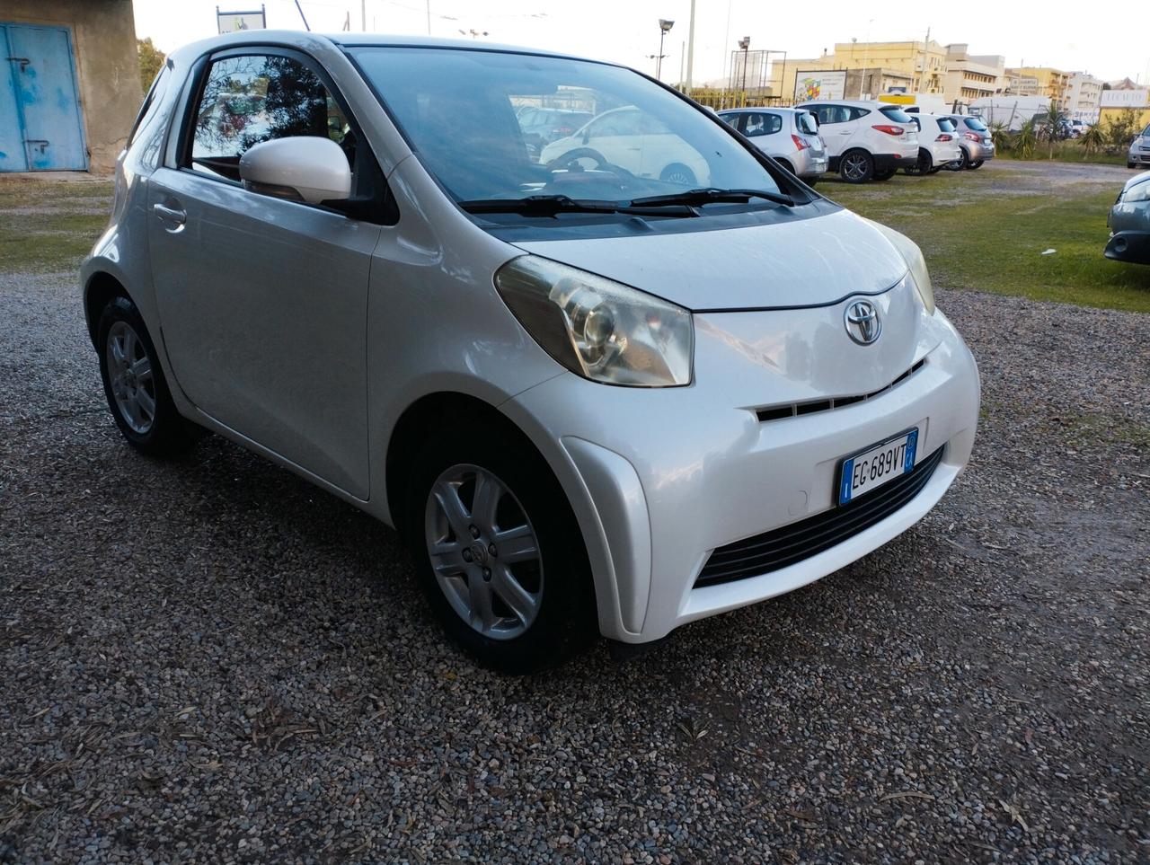 Toyota iQ 1.0 High