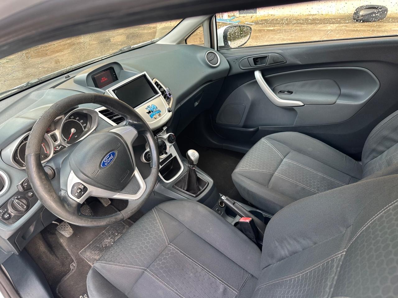 Ford Fiesta 1.6 TDCi 90CV