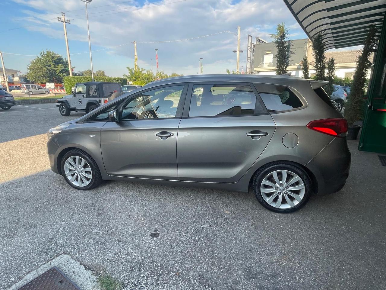 Kia Carens 1.7 CRDi 115 CV Class 7 POSTI TETTO APRIBILE