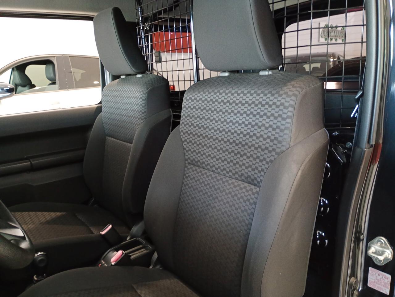 Suzuki Jimny 1.5 Black Edition N1