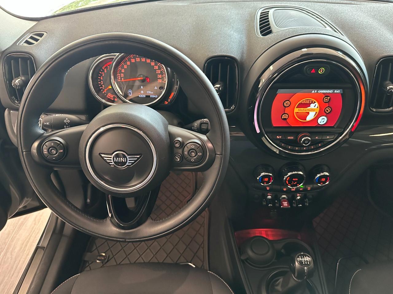 Mini Cooper Countryman 1.5 ALL4 benzina 136cv