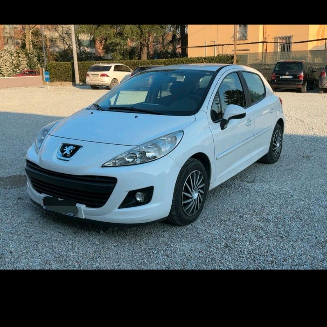 Peugeot 207 1.4 HDi 70CV 5p. Energie 2012