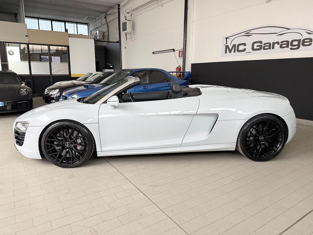 Audi R8 Spyder 5.2 V10 FSI quattro