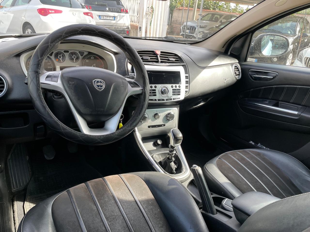 Lancia Delta 1.6 MJT DPF Platino