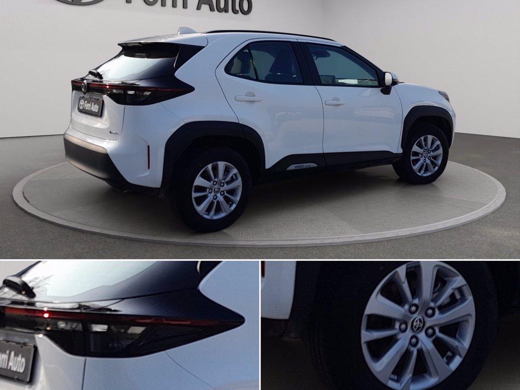 TOYOTA Yaris cross 1.5h active fwd 115cv e-cvt del 2025