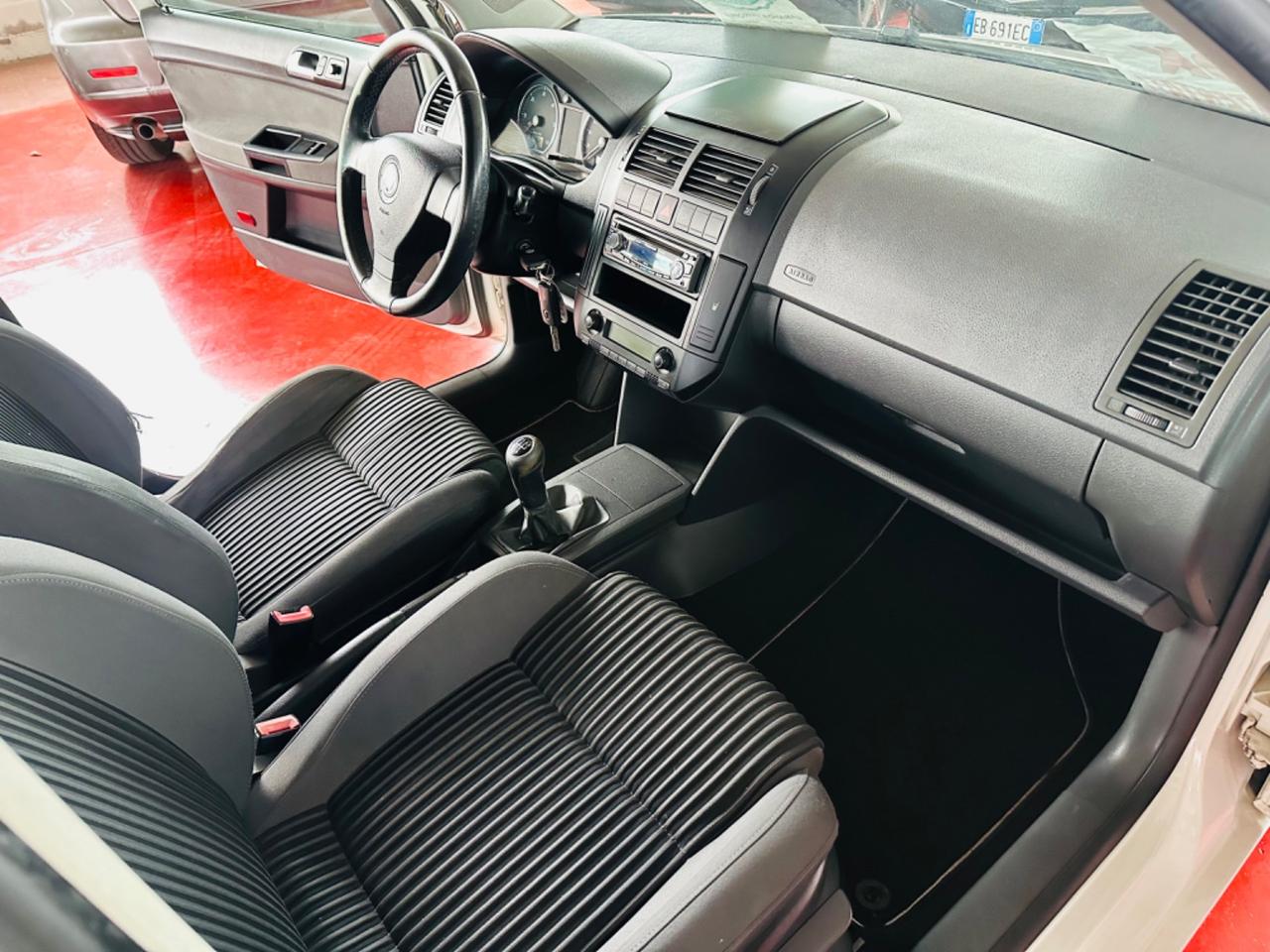 Volkswagen Polo 1.4/69CV TDI DPF 5p. Highline