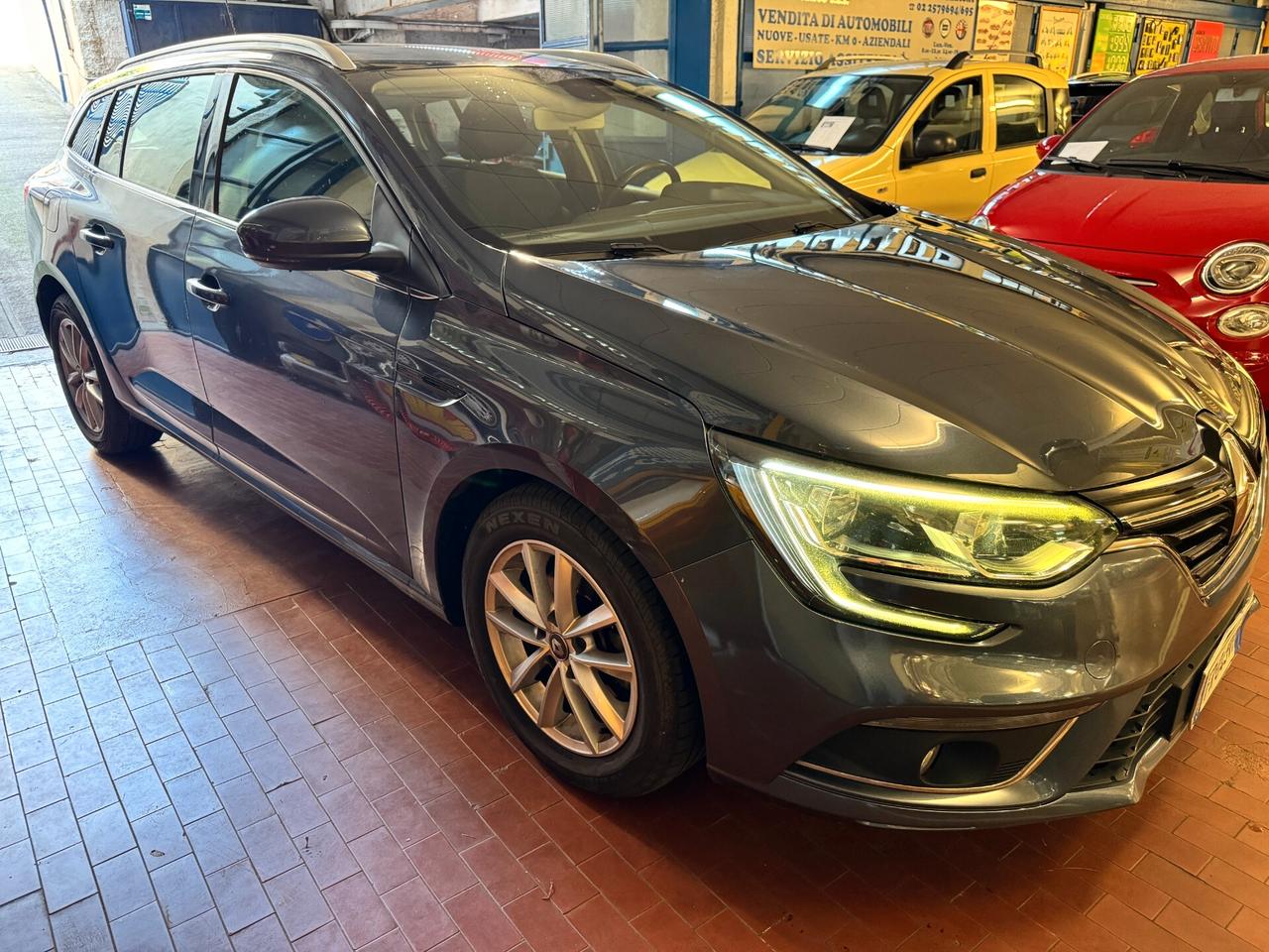 Renault Megane Mégane dCi 8V 110 CV EDC Energy Intens